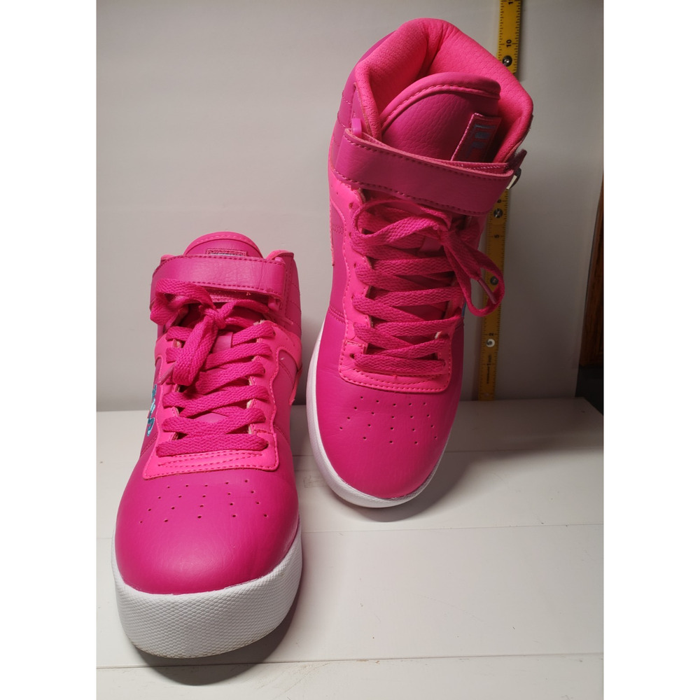 Fila Womens Pink Lifestyle Sneakers Shoes size 7